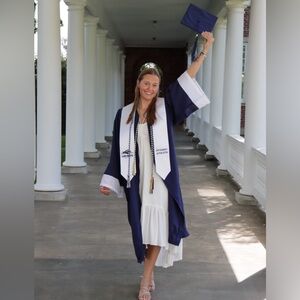 Meet your Posher, Emily Cate